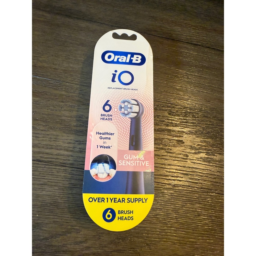 Oral-B iO Replacement Brush Heads Unisex 6-Pack Black Gum & Sensitive Refills